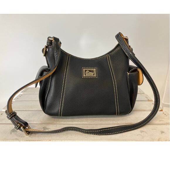 Dooney & Bourke Handbags - DOONEY & BOURKE SMALL BLACK PEBBLED LEATHER SHOULDER BAG
